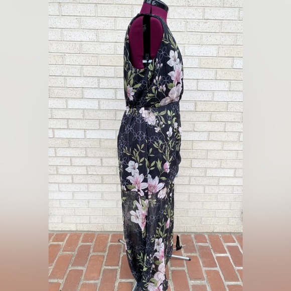 Guess Black Floral Maxi Dress Nadira Metallic Sheer Sleeveless Size XL - Picture 8 of 16